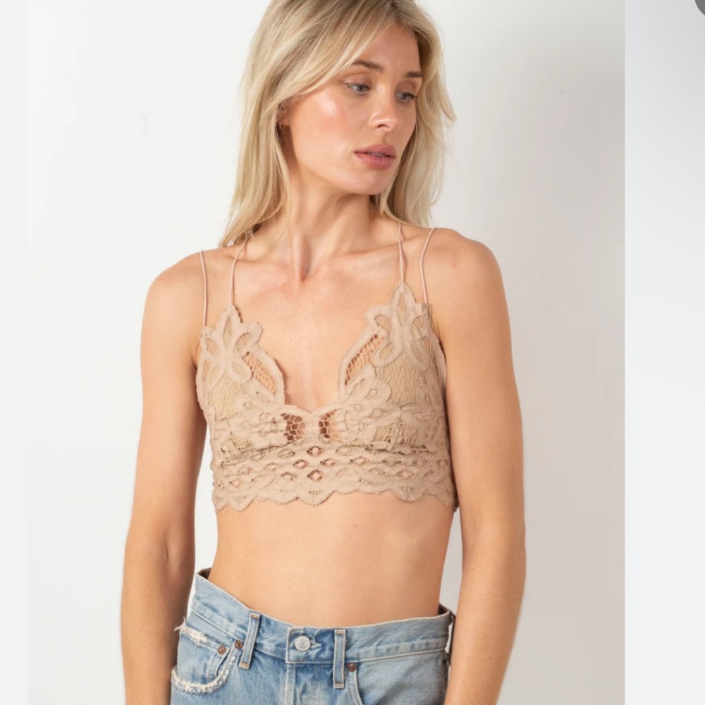 Free People Adella Lace Longline Bralette sz. M - nude color